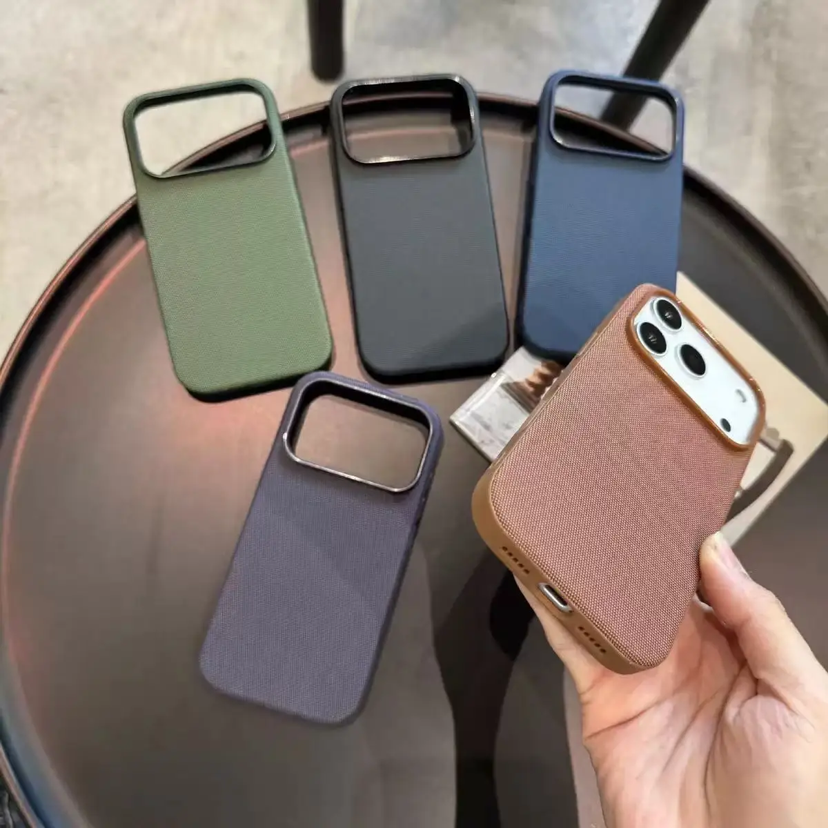 High Quality Original Woven Magnetic Protective Phone Case