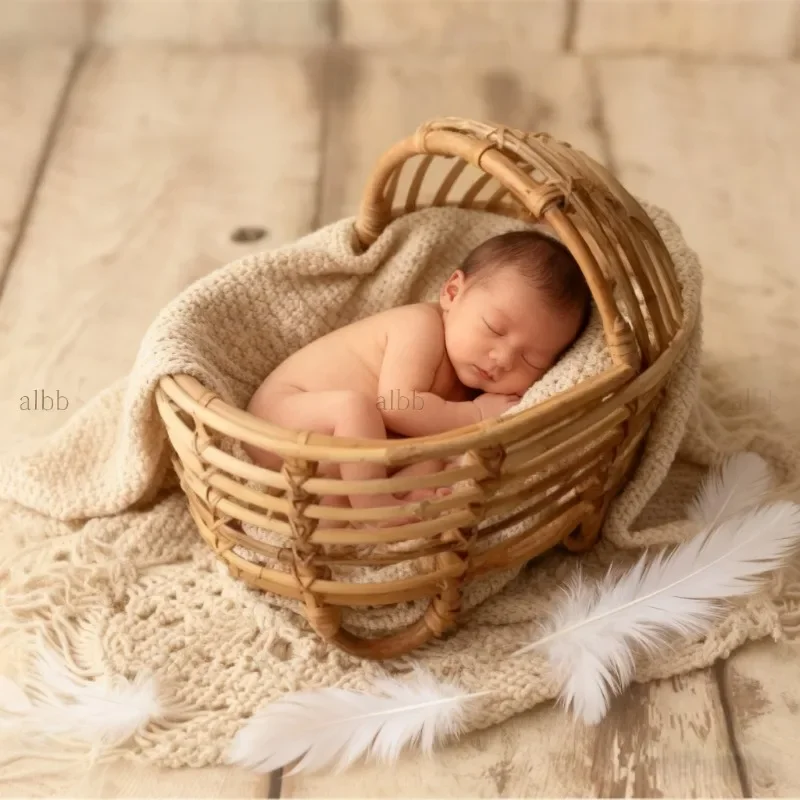 Newborn Kids Growth Souvenir Studio Props 1pc Retro Rattan Crib Baby Pillow Photography Accessories for Baby Photo Shoots