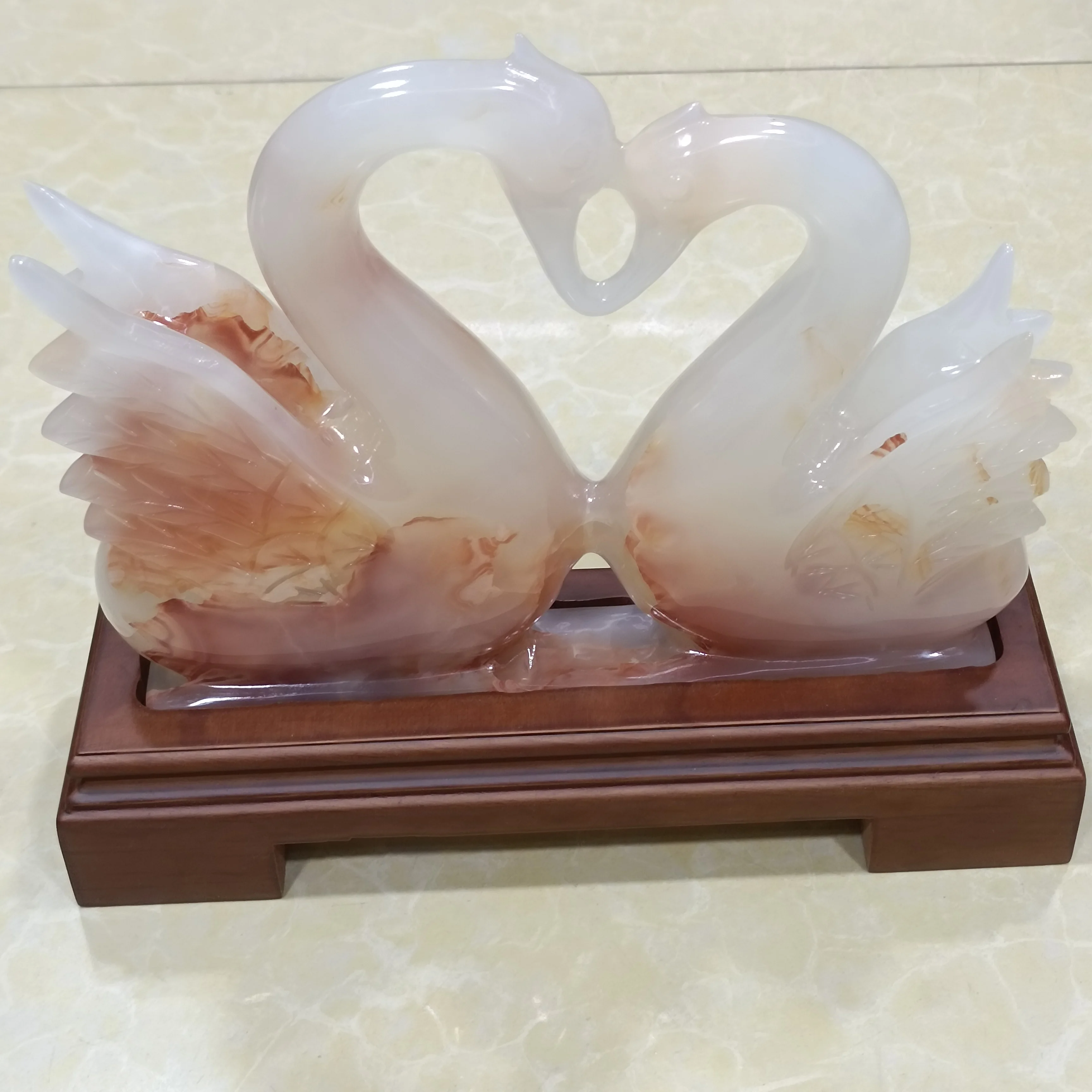 

1 шт. натуральные кристаллы, афганский нефрит, резьба, лебедь, лечебное средство, мед, персик, нефрит, кварц, любовь, ремесла, украшения для дома, подарок