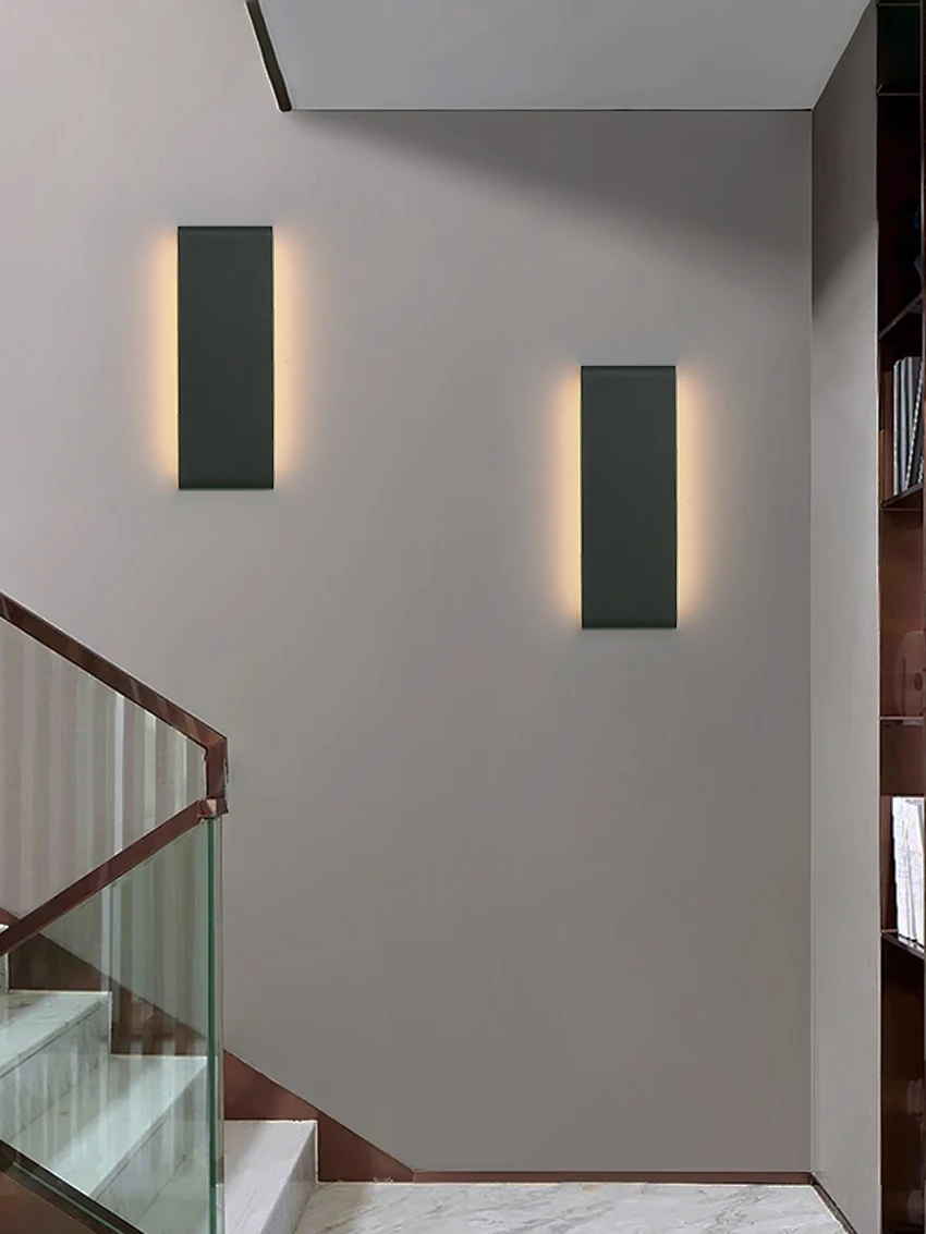 Description Picture 5 of item14W/24W/30W Matte Black Modern Indoor Wall Light Up and Down LED Vanity Light for Bathroom Living room Wall Lighting Fixtures