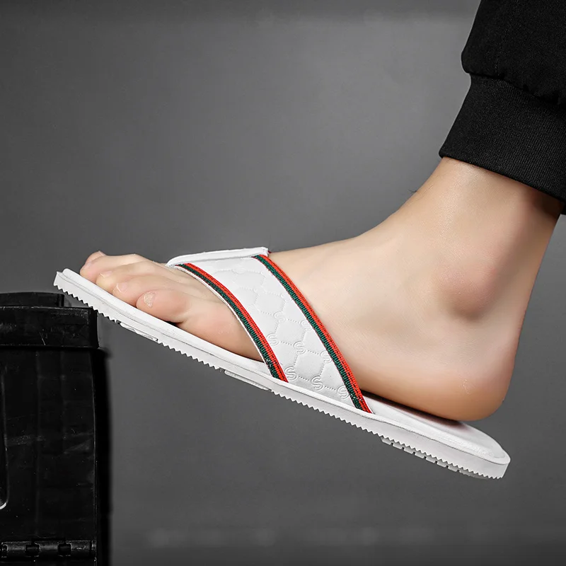 Léto pánské kůže převrátit floppa nový vysoký kvalita boty pro muži outdoorové měkké pohodlné bačkory pánská plochý navlékací pláž sandály