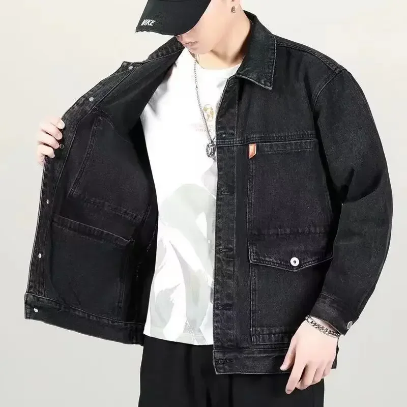 thumbnail image 1 of Chaqueta vaquera para hombre, informal, con botones, estilo cargo, de moda, abrigo vaquero rápido para hombre, entrega barata, elegante, original, estética de lujo Y2k, 1 of 5