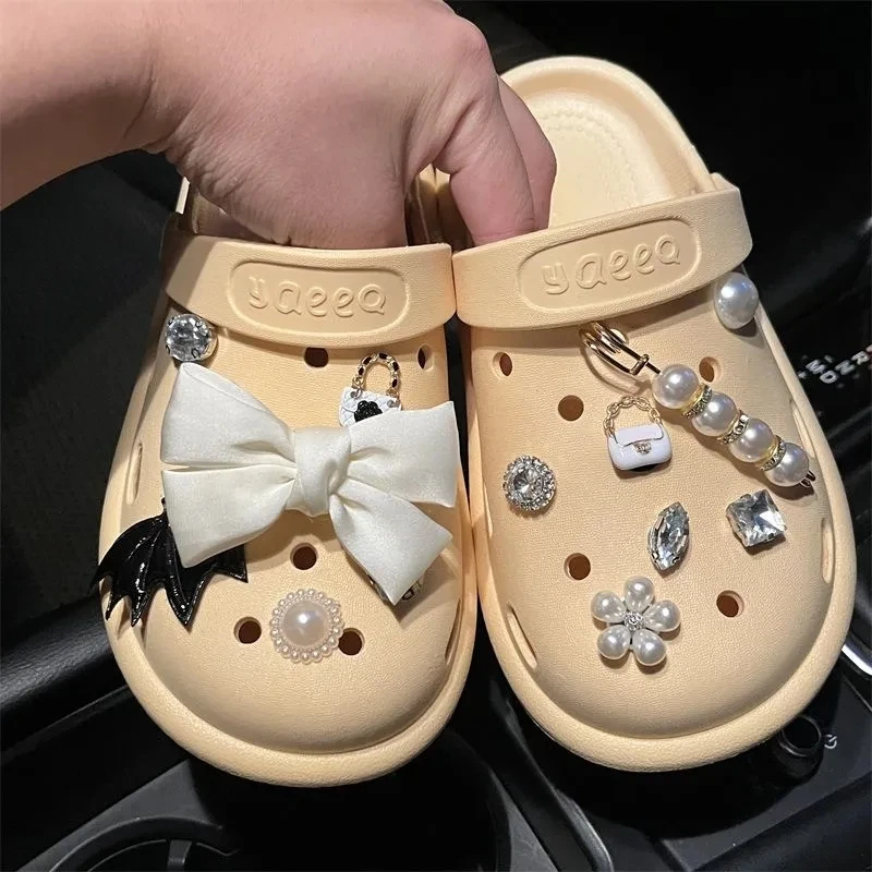 

Luxury Rhinestone DIY Croc Accessories Whole Set Quality Croc Charms Designer Elegant Pearl Garden Shoe Buckle Trend All-match