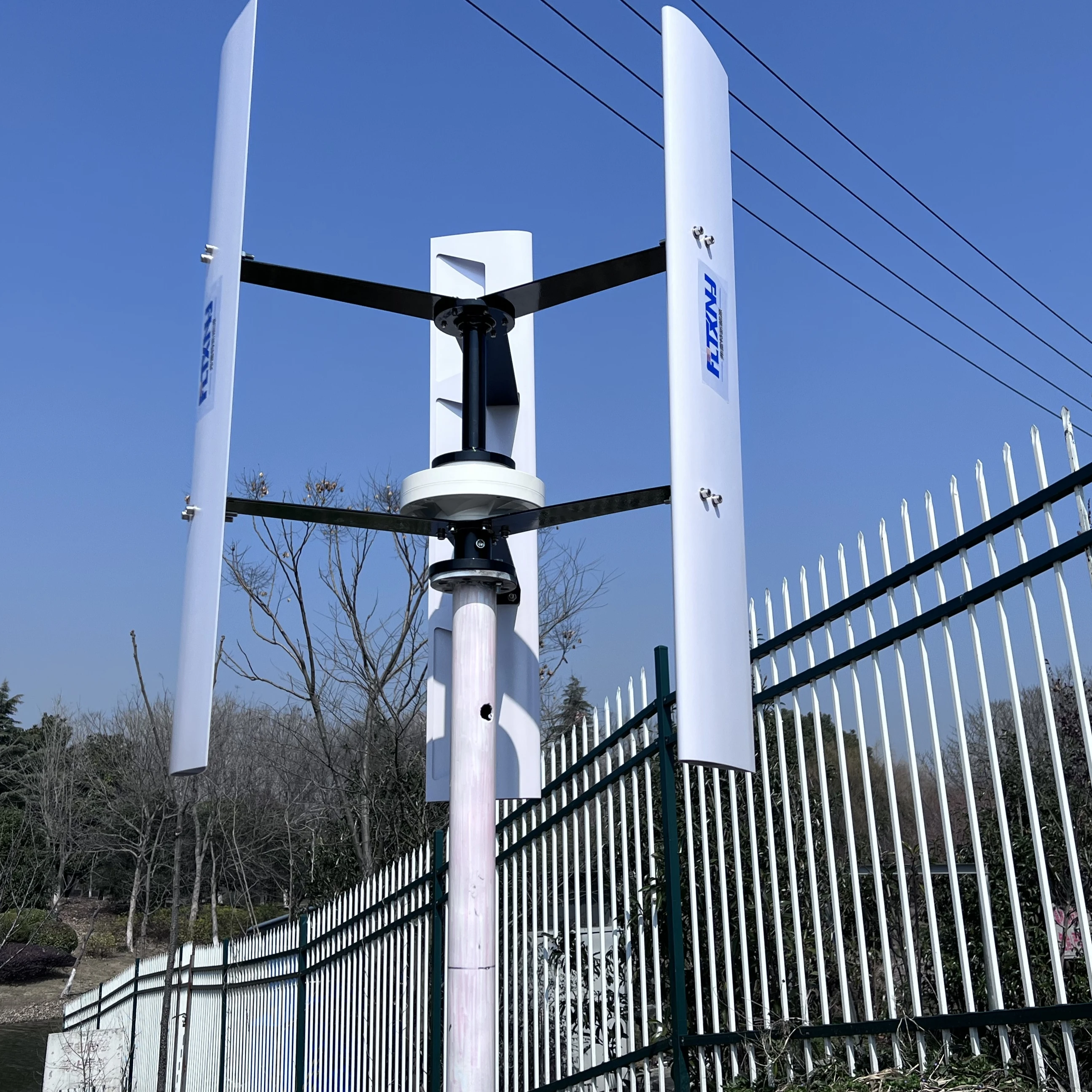 

CE Approved 5KW Vertical Wind Turbine 250 RPM Wind Generator 96V 120V 220V 50HZ 3 Blades Home Use New Energy Windmill