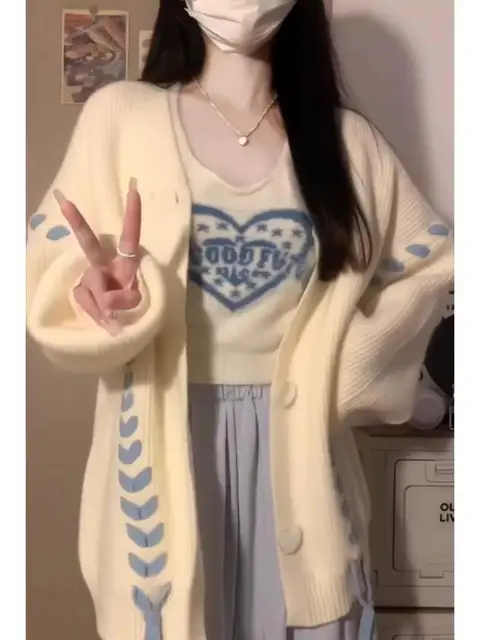 귀여운 소녀 뜨게 스웨터와 카와이 가디건 코트, QueMayRee 브랜드의 느슨한 소매 니트 가디건