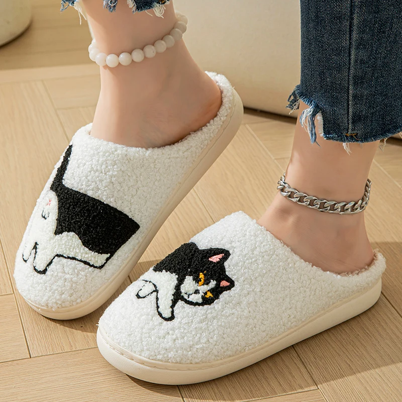 Cartoon Cat Puppy Embroidered Home Slippers Women 2024 Winter Closed Toe Cotton Slippers Woman Non Slip Flat Heels Indoor Shoes 5