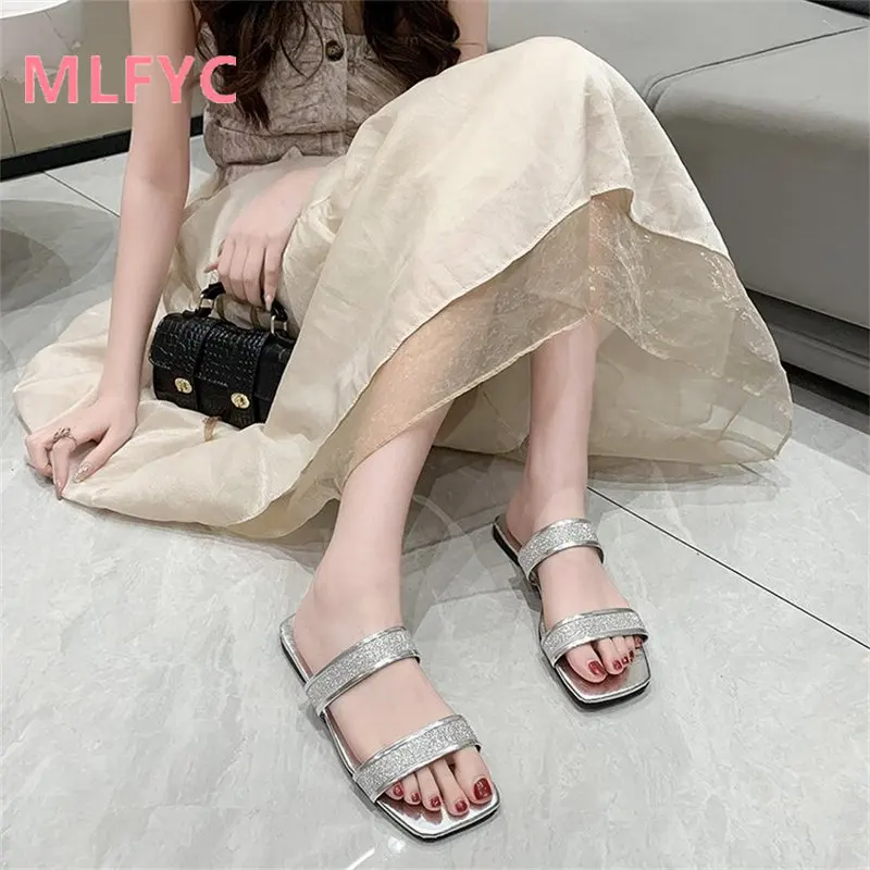 Summer new sandals Women wear simple flat slippers 2023 ladies comfortable casual slippers