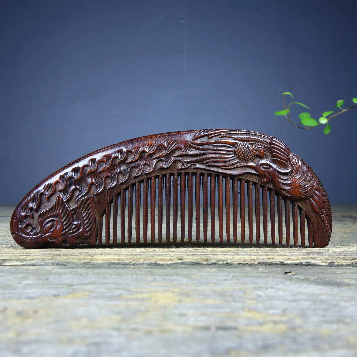

Chinese Antique Vintage Wood Carving Rosewood Comb Statue Wooden Nice Art Work