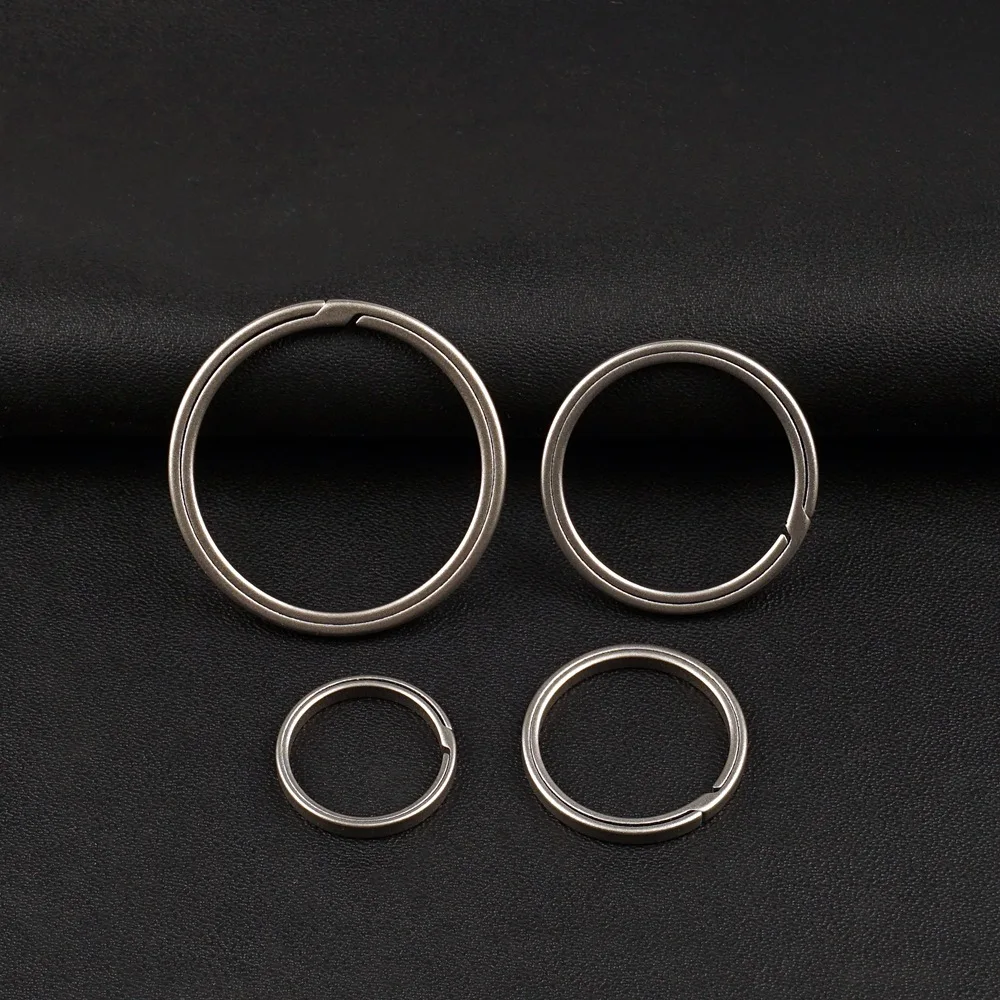Ultra-light and Hard Titanium Alloy Key Ring Key Chain Buckle Pendant Man Car Keychain Keyfobs Crafts DIY Accessories Gift key rings key chains key chain accessories car pendant key chain