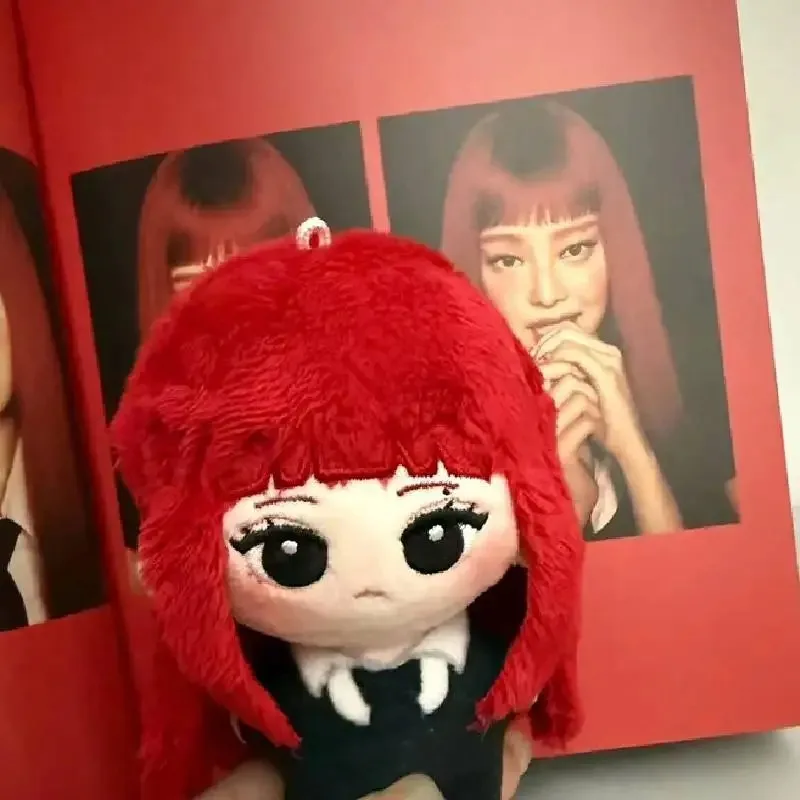 10cm Kpop Idol Puppen-Schlüsselanhänger JENNIE WINTER Minjeong Cartoon-Puppen-Anhänger Rucksack-Dekoration Schlüsselanhänger Charm Geburtstagsgeschenk