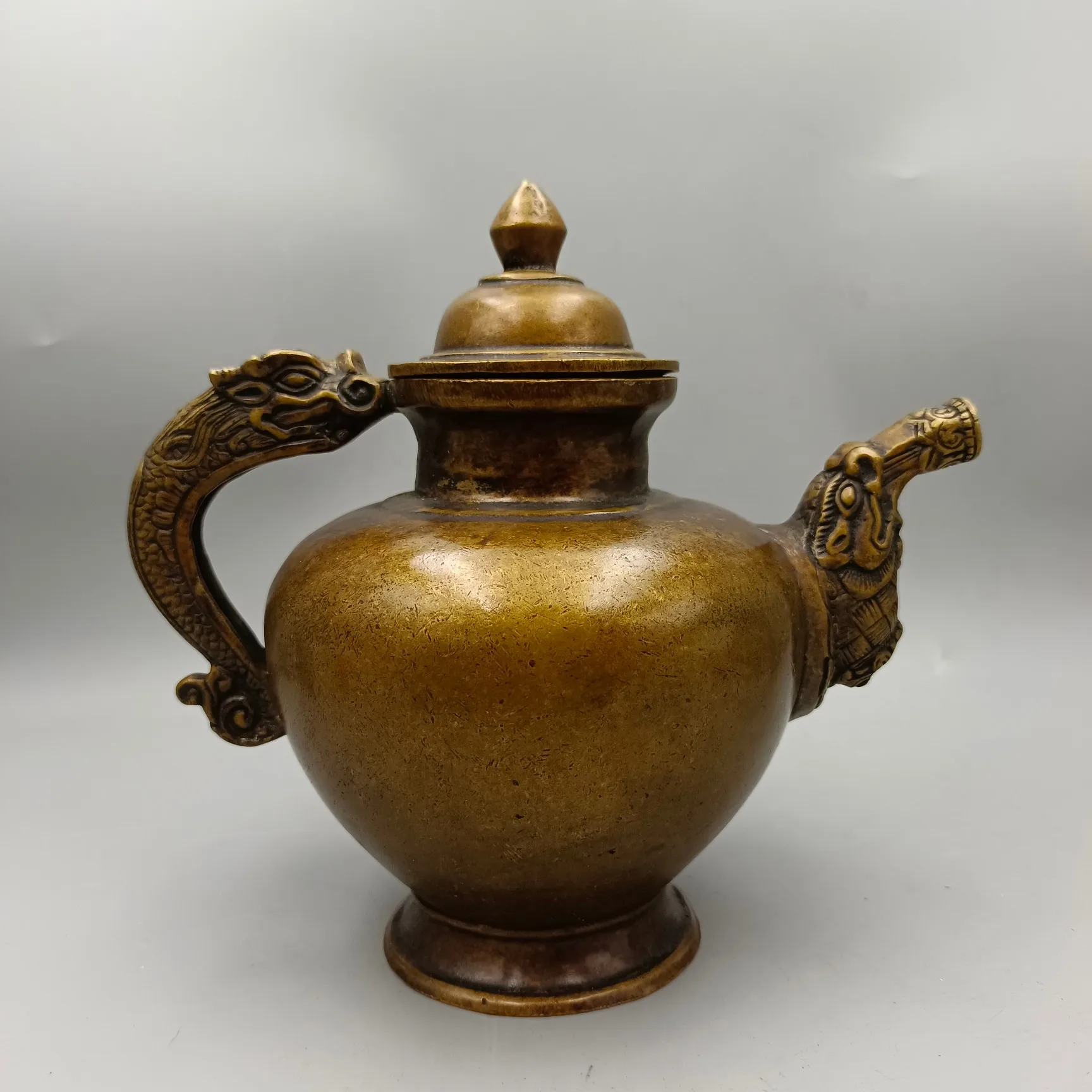 

Pure Copper Home Crafts are Finely Crafted and Have a Beautiful Appearance Suitable for Decoration and Collection