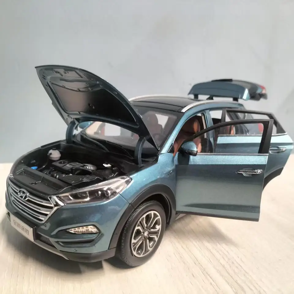 1/18 Hyundai Tucson マレーシア警察 ixo MODELS 1/18 Hyundai Tucson マレーシア警察 ixo MODELS 1:18 IXO 现代途胜