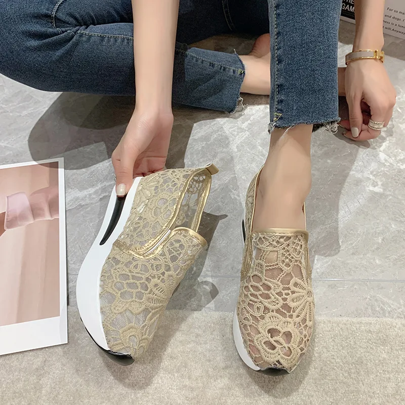 Classic Black Embroider Sneakers for Women - Uniqwear