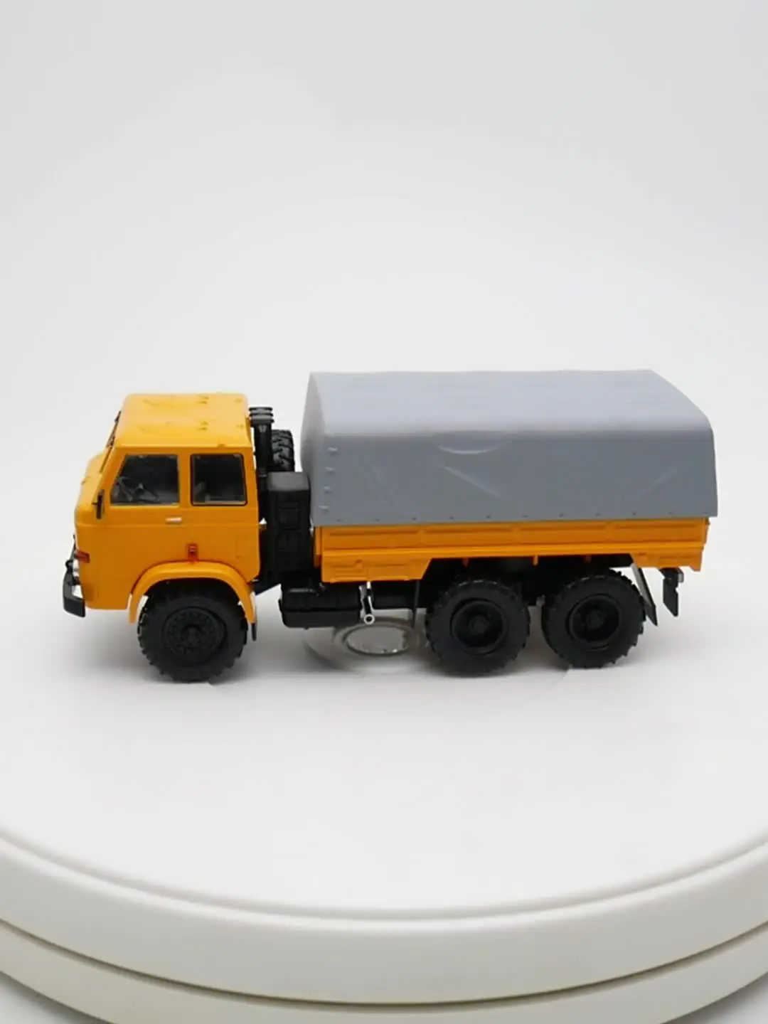 スカニアR620 Blue Shark\"　値下げ交渉歓迎 スカニアのYahoo!オークション(旧ヤフオク!)の相場・価格を見る