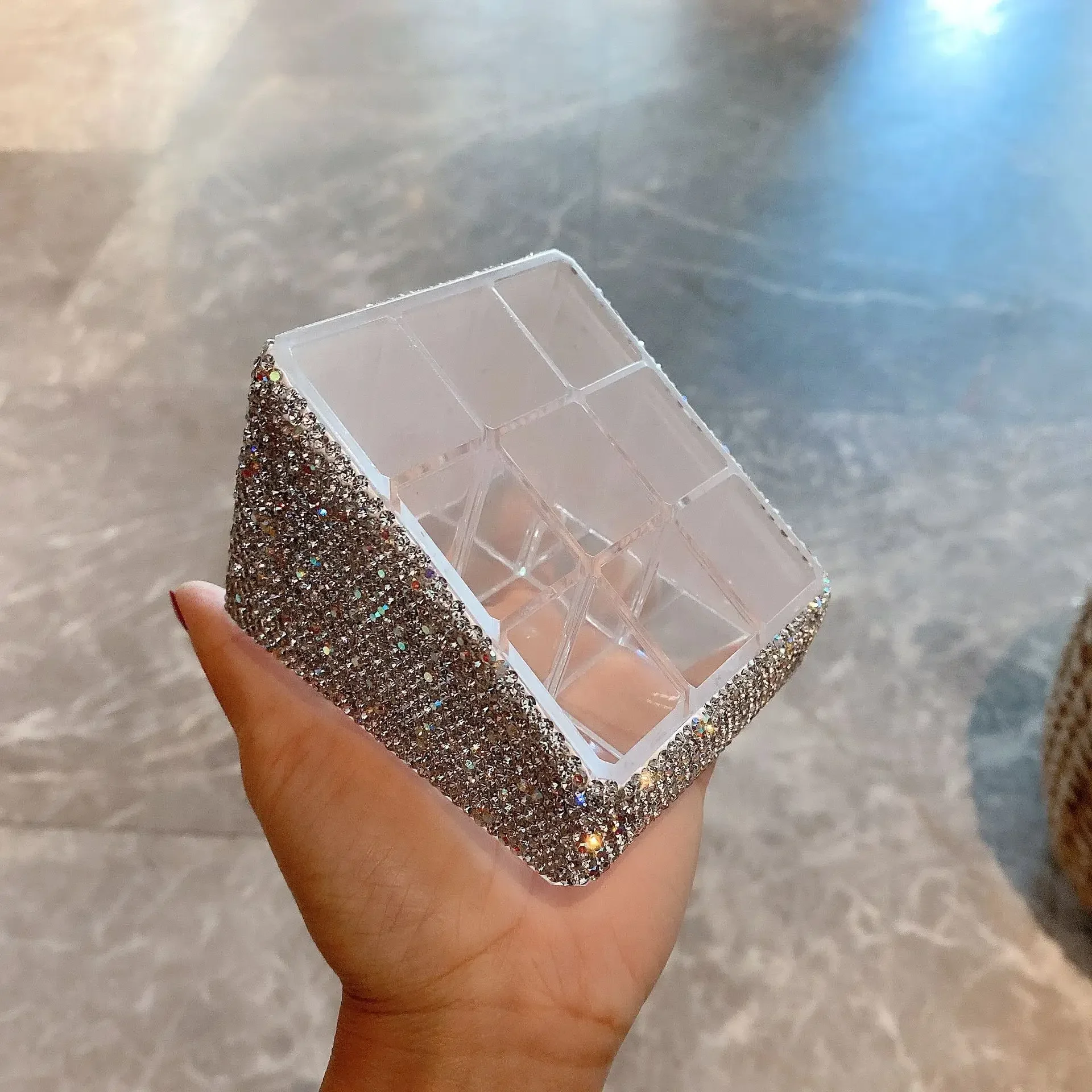 Rhinestone Lipstick Storage Box Acrylic Cosmetics Storage Rack Transparent Multi Grid Lipstick Box Lip Gloss Makeup Organizers 3
