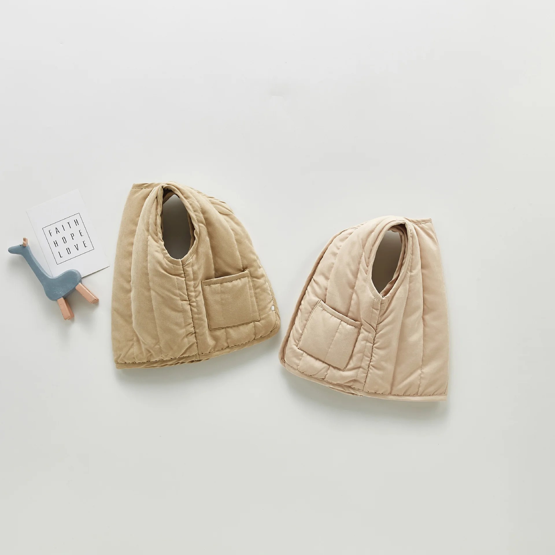 Autumn And Winter Newborn Quilting Sleeveless Thick Waistcoat Infant Baby Boys And Girls Fashion Baby Clothing