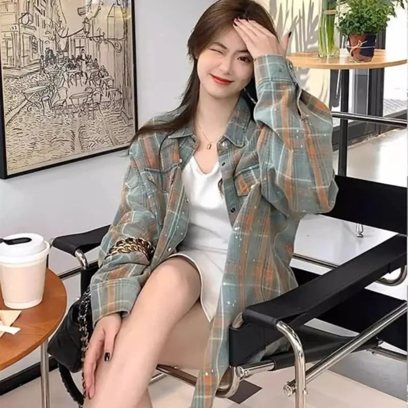 2024 Spring and Autumn New American Lazy Splash Ink Checkered Shirt Coat Women's Loose and Unique Design Sense Top Commuting S47