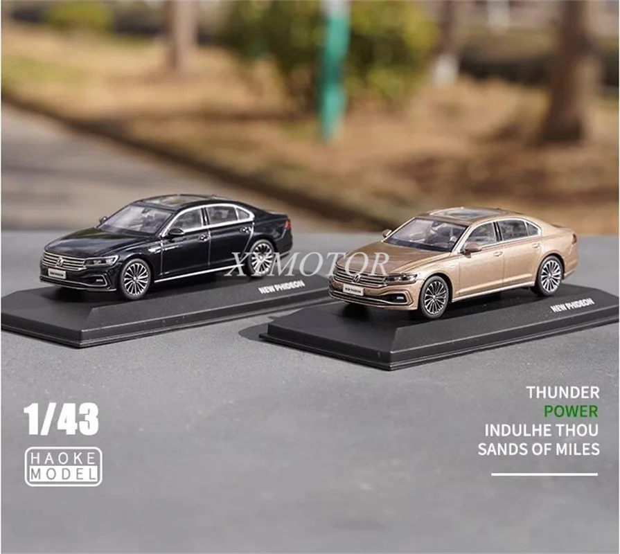 

1/43 For Volkswagen PHIDEON 2020 Metal Diecast Model Car Gifts Gold/Dark blue Toys Gifts Hobby Display Ornaments Collection