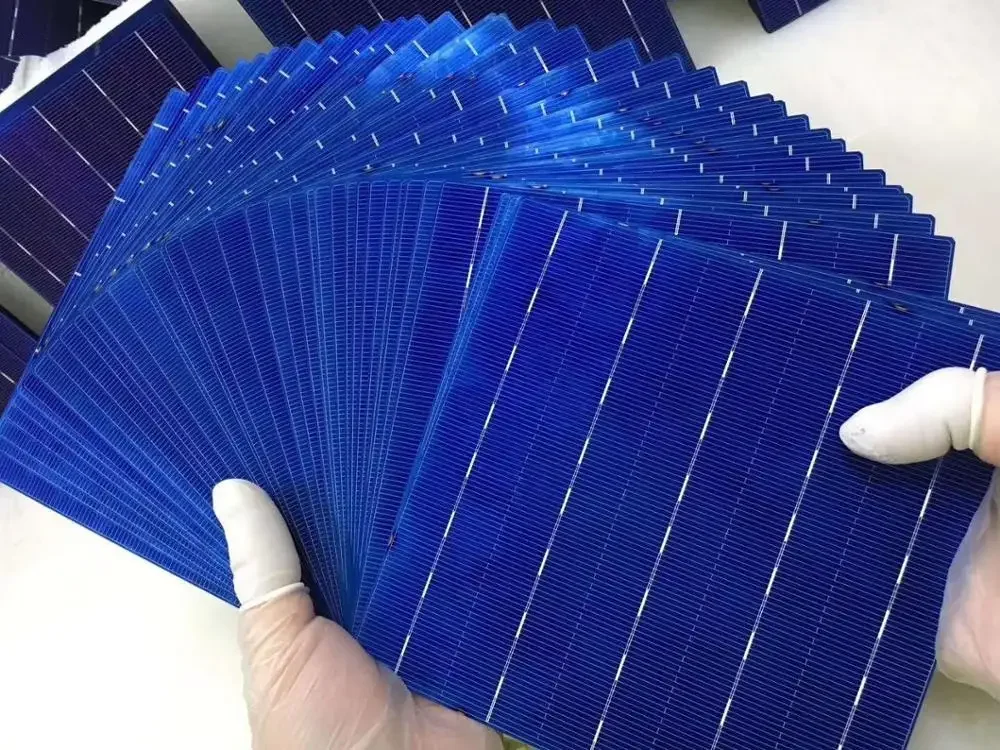 

40 Pcs 4.5W 18.6% 5BB Efficiency Polycrystalline Silicon Solar Cell 156MMx156MM For Sale
