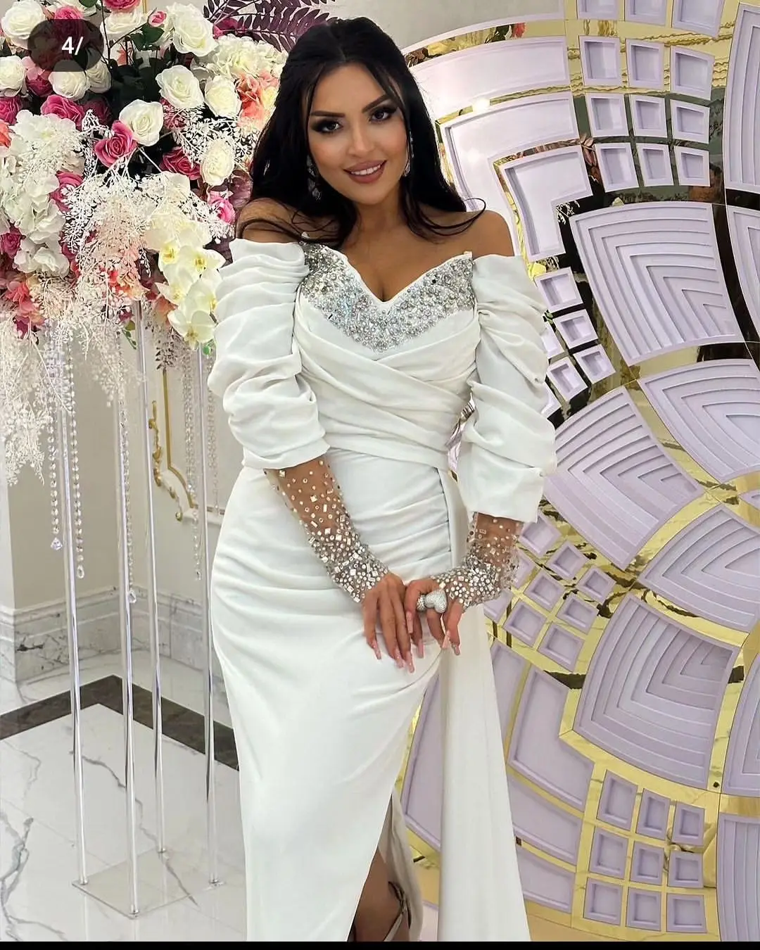 

Elegant Mermaid Long Sleeves Prom Dresses V Neck Floor Length Beadings Side Split Robes The Soirée Formal Party Dresses