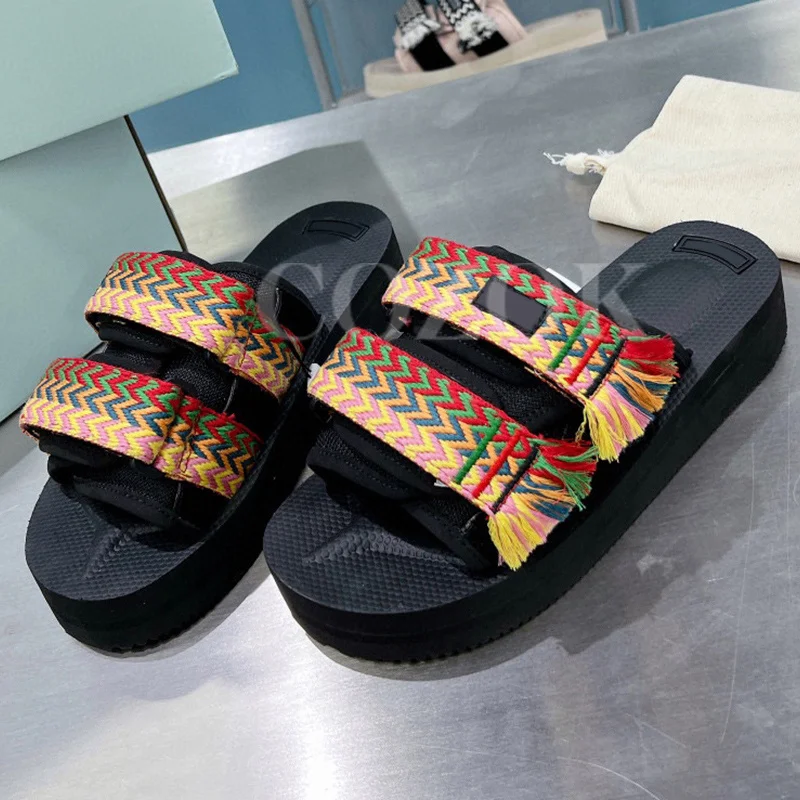 

New Arrivals Versatile Women's Slippers Spring Summer Round Toe Weave Decor Design Thick Bottom Lazy Comfortable Ladies Sandal