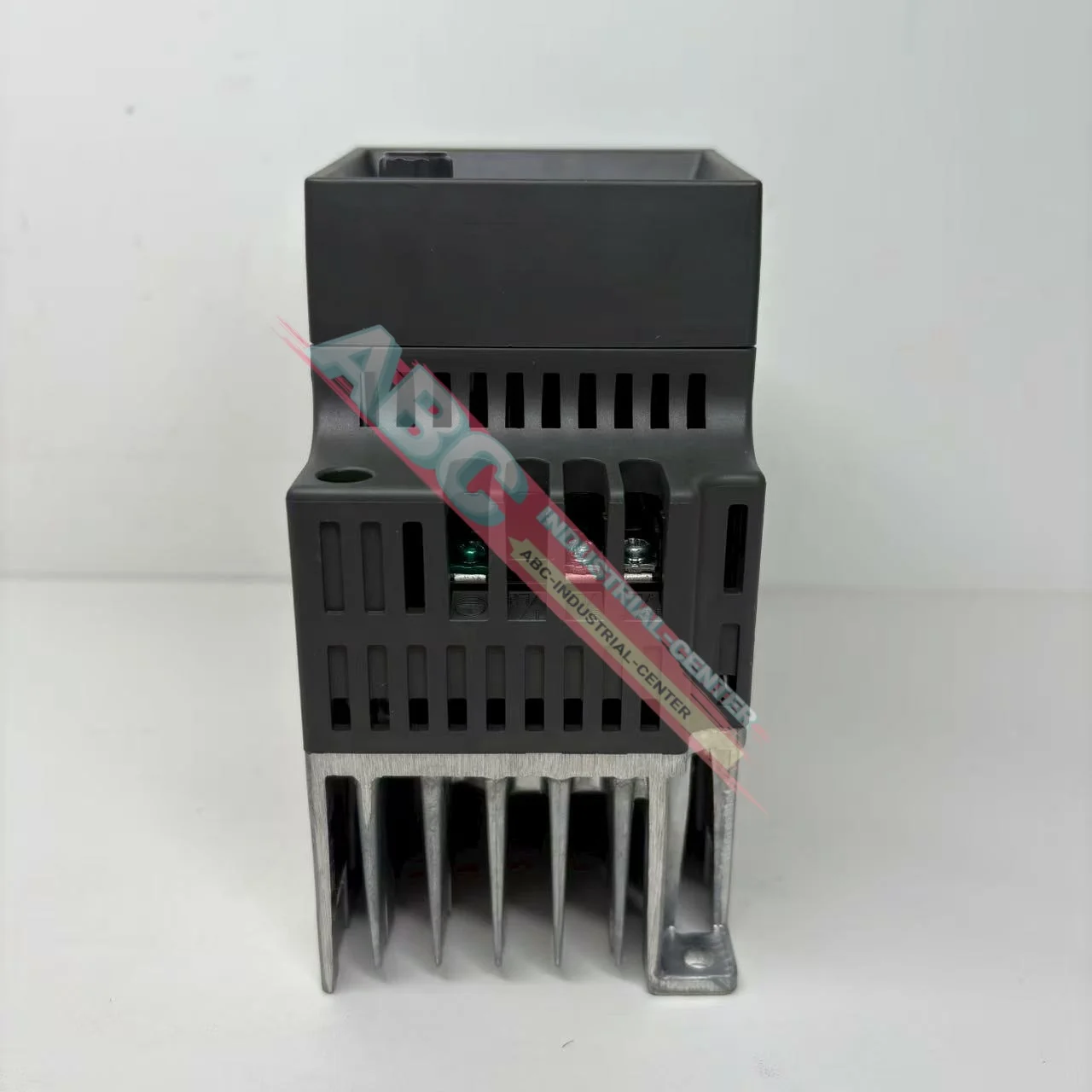 새로운 원본 VFD004EL21A 400W 220V 인버터