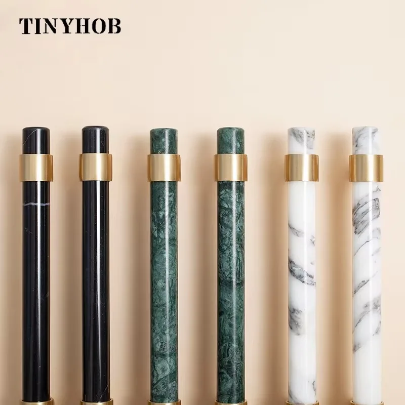 หินอ่อนธรรมชาติ/คริสตัลสีดํา + ทองเหลือง T บาร์ตู้ประตูลิ้นชักเฟอร์นิเจอร์ยาวทองเหลืองขนาดเล็กดึง Home Decor 1