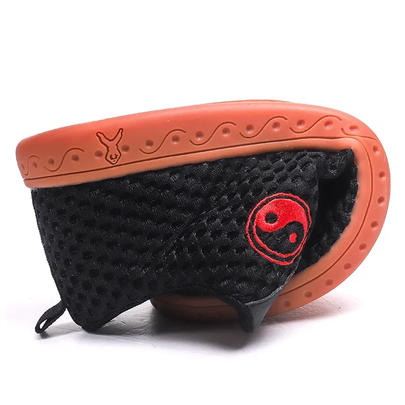New Cool Morning Exercise Martial Arts Shoes for Unisex Black White Wushu Shoe Men Women Breathable Martial Arts Shoes Couples