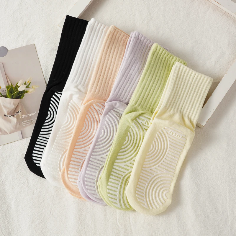 Women's Boneless Sports Yoga Socks Fresh Color Silicone Anti-slip Professional Pilates Mid-tube Socks