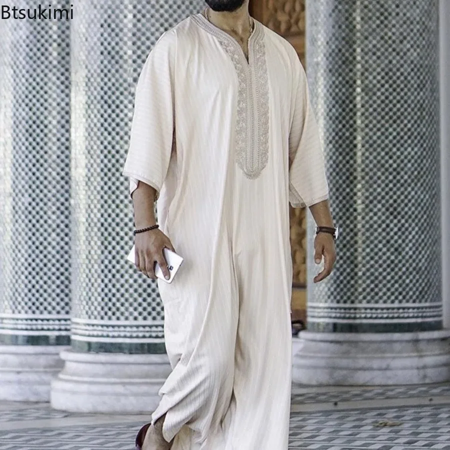 

Коллекция 2024 года, Рамадан, мусульманская мода, абайя для мужчин, Арабский мусульманский кафтан, новый мужской халат в этническом стиле, свободная повседневная вышитая искусственная джубба Тобе
