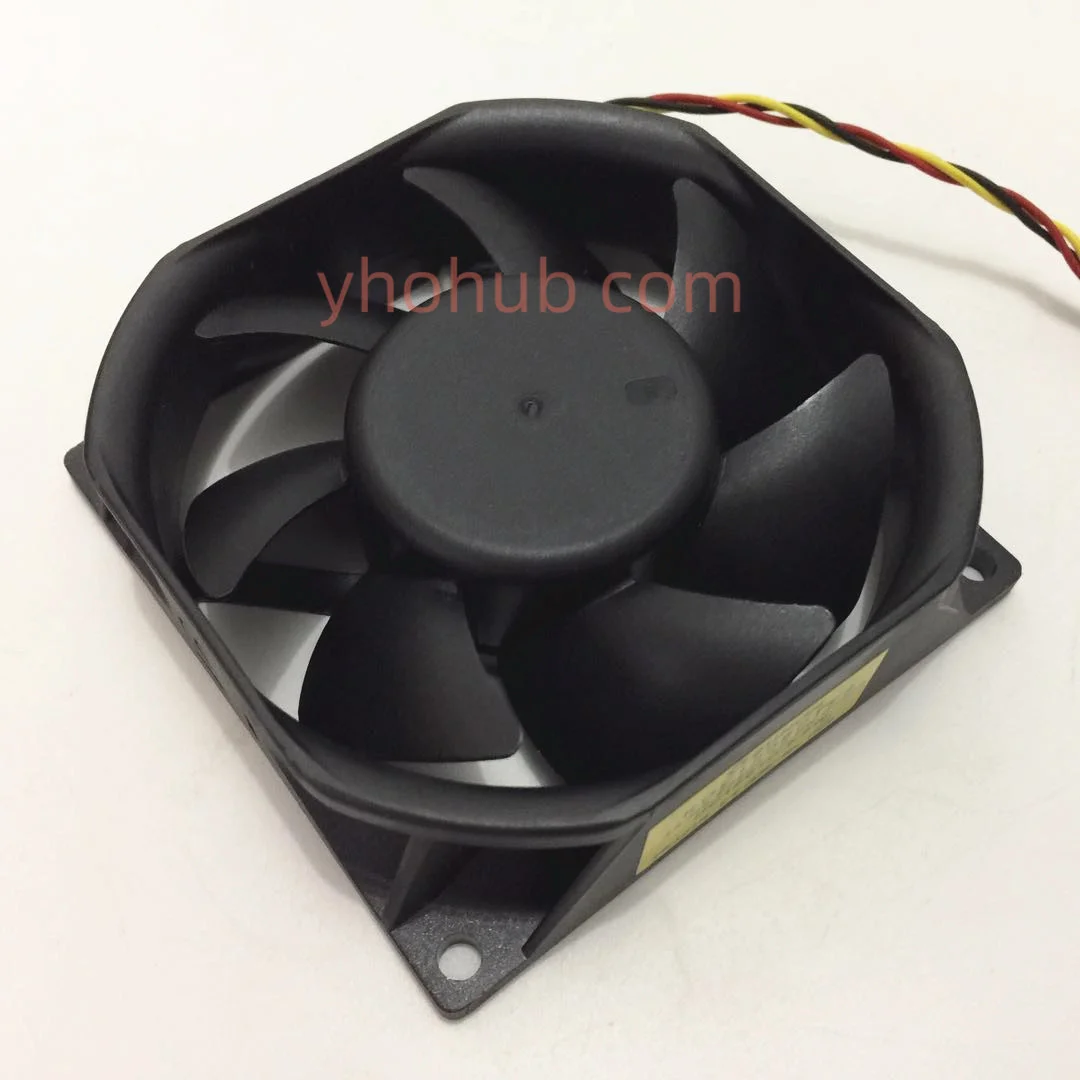 do servidor dc 12v 2.8w 80x80x25mm 3-wire