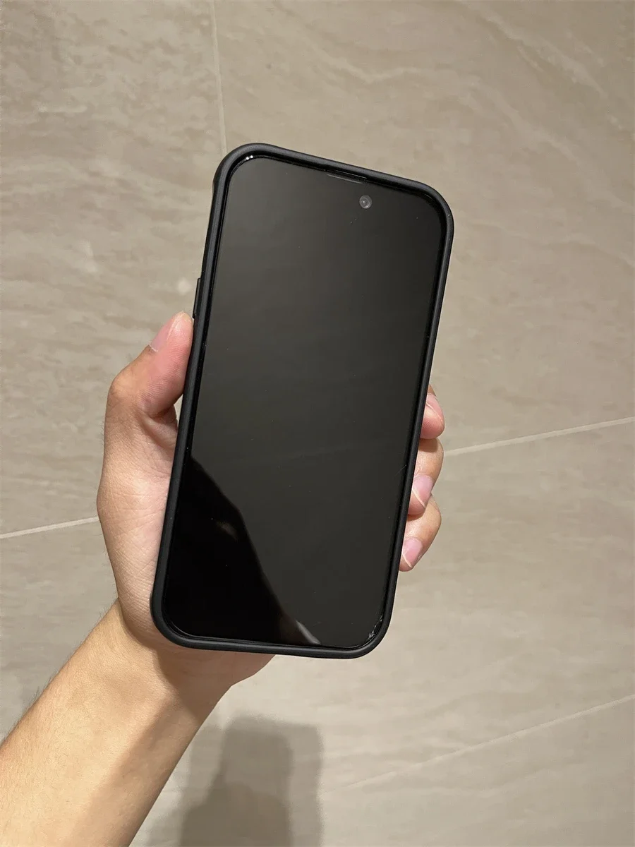 Sleek Magnetic Black Anti-Fall Phone Case with Built-in Car Charger Magnet and Bumper Protection