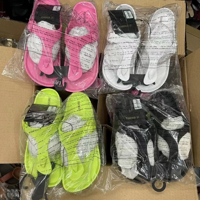 2023 New Korean Trend Summer Cloud EVA Slippers Women Flat Soft Comfort Indoor Outdoor Slides Women Flip Flops Beach Sandals