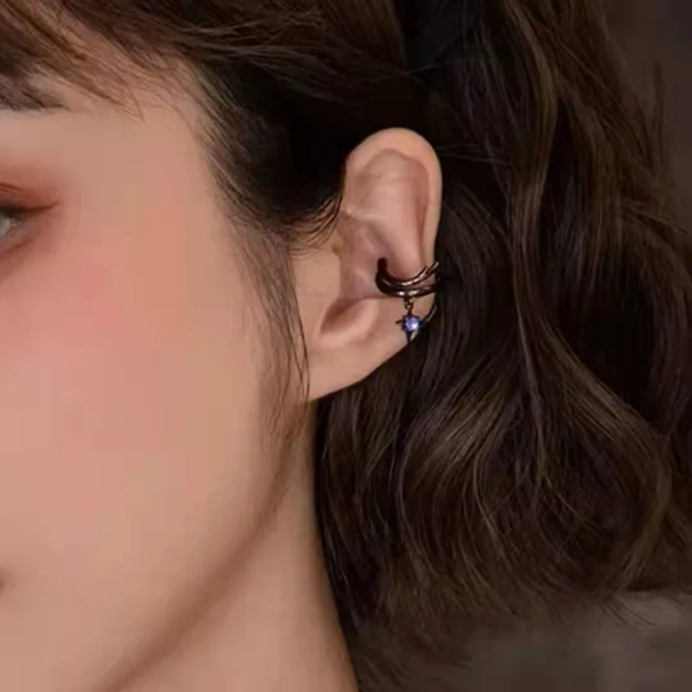 new dark style thorn asymmetrical ear clip for women, simple and versatile earrings without ear holes, high-end and elegant