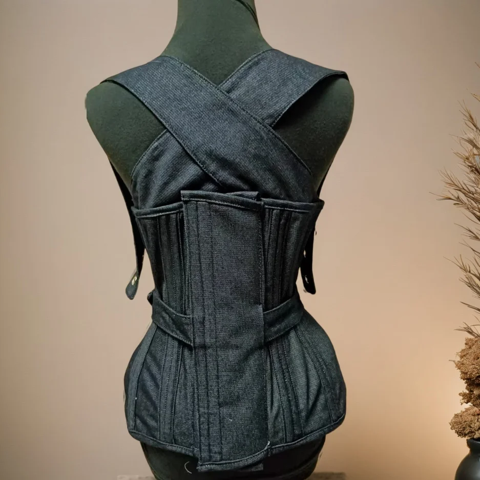 Women Corset Bustier With Locks And Keys Waist Slimmer Palace Vintage Bodice Palace Lace Up Steel Boned Tops Stage Costume 2