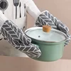 1pc Cooking Baking Gloves Oven Mitts Microwave Oven Gloves High-temperature Heat Resistant Linen Gloves Kitchen Tools Bakeware 2