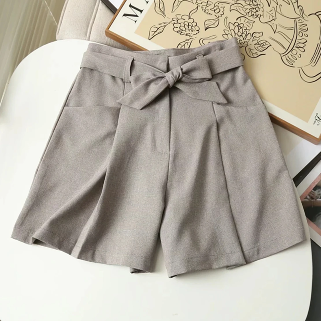 

Withered 2024 England Style Fashion Simple Sashes High Waist Loose Linen Shorts Casual Bermuda Women