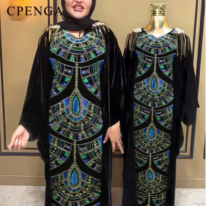 

Роскошные мусульманские комплекты одежды для женщин средние блестки Abaya платье Дубай Арабская женская одежда