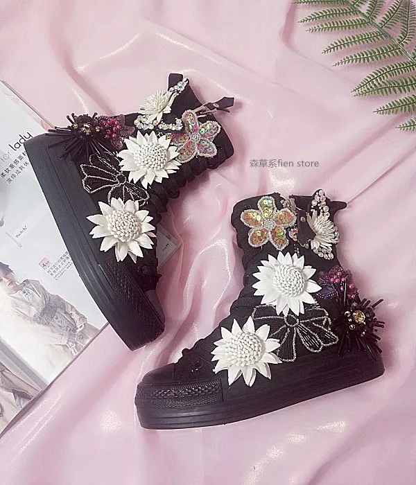 

New Lace-up Espadrilles with Bows and Beaded Handmade Shoes
