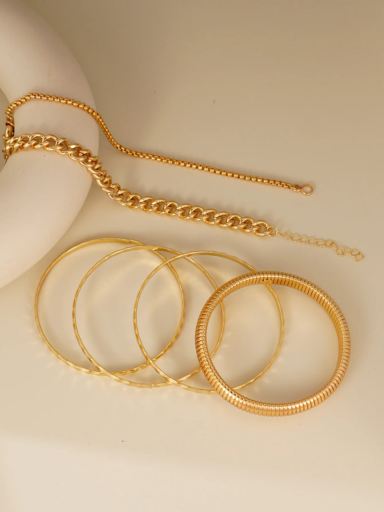 Punk Chain Bracelet Design for Women