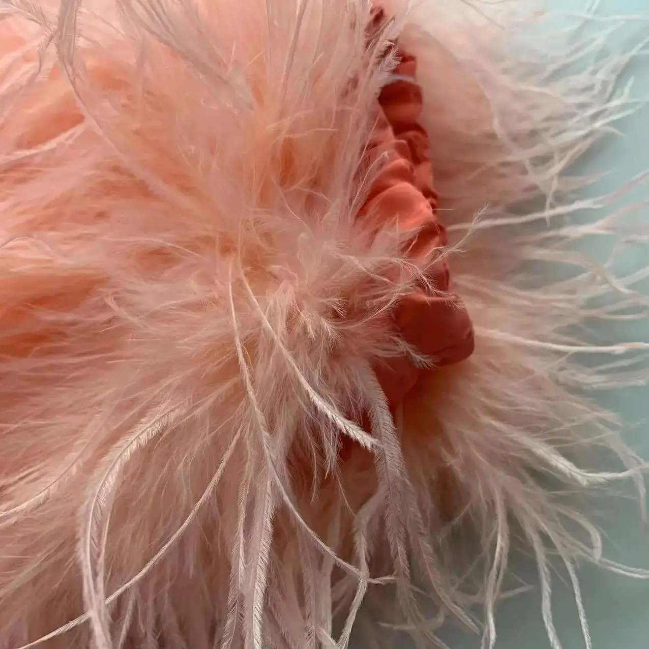 2024 peach fuzz A Pair Ostrich Feather Arm Sleeve Glove Cuffs  For Party Luxurious Furry Fluffy Fashion Accessory length 30 cm