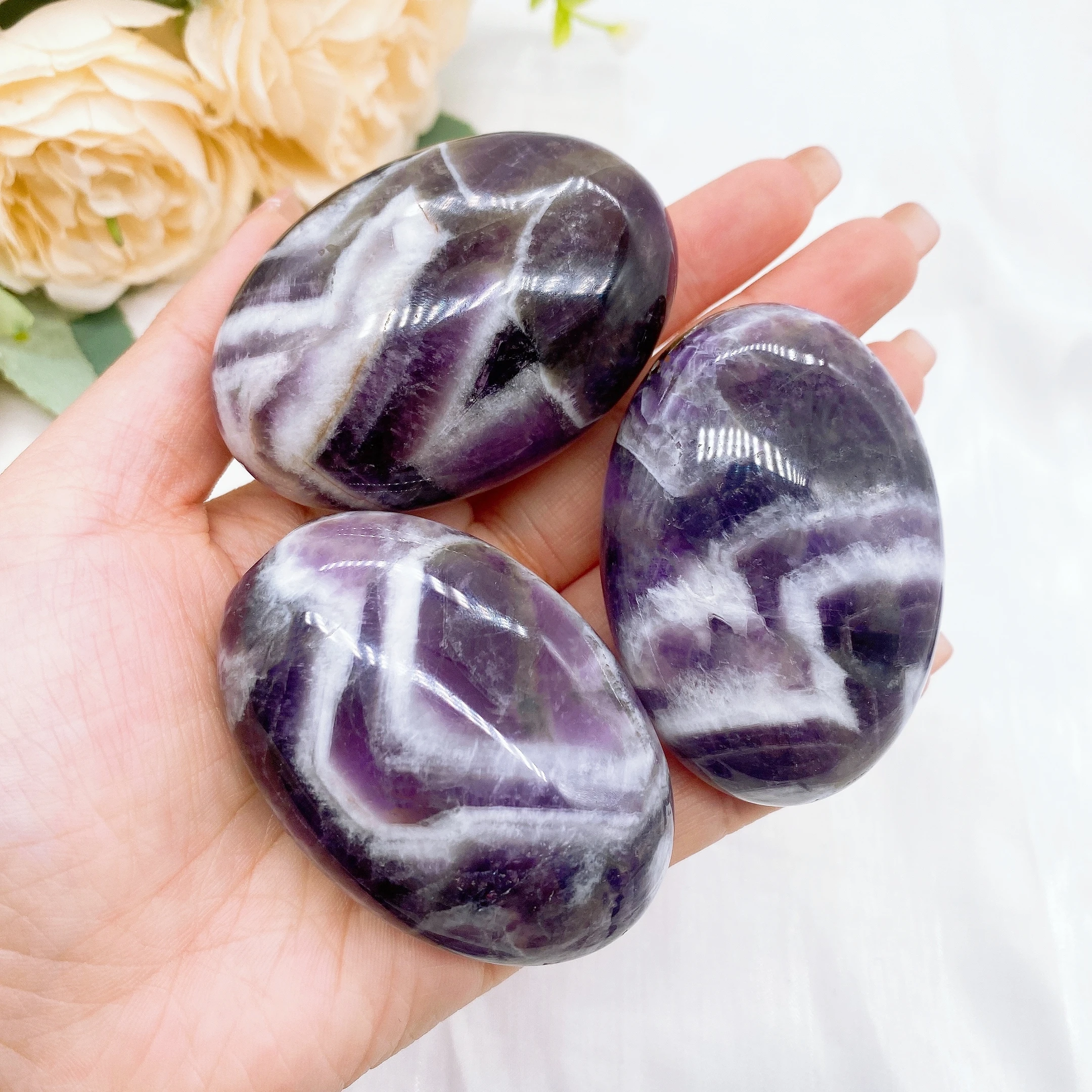 60mm Natural Amethyst Pocket Palm Crystal Quartz Stone Polished Energy Gems Reiki Healing Gift Mineral message tool Home Decor 3