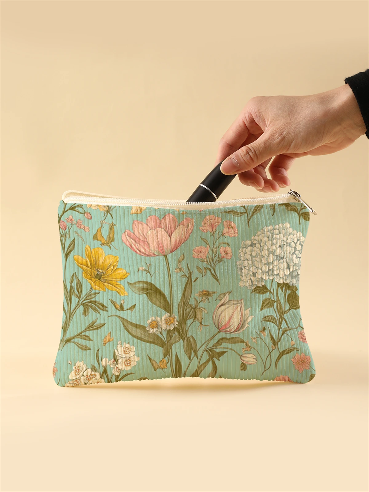 Corduroy Travel Cosmetic Bag Portable Makeup Storage Bag Purses Women Large Capacity Zipper Make Up Organizer Storage Clutch