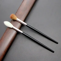 Pinceau surligneur conique pour fard à joues pinceaux de maquillage mélange de cheveux naturels 2