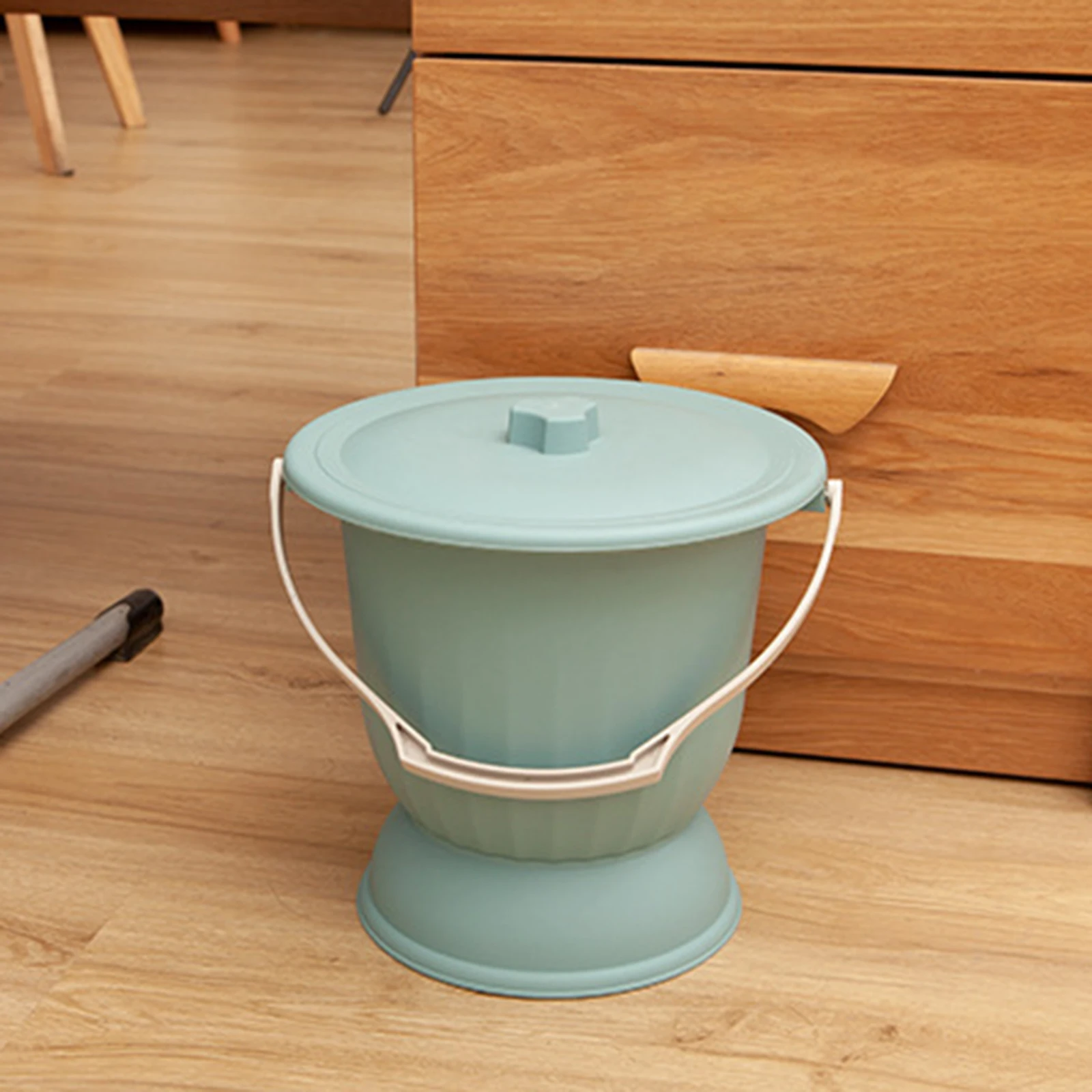 Household Spittoon with Lid Urine Bucket Bottle Portable Thickened Toilet Durable Chamber Pot for Kids Child Use Bedroom Night 2
