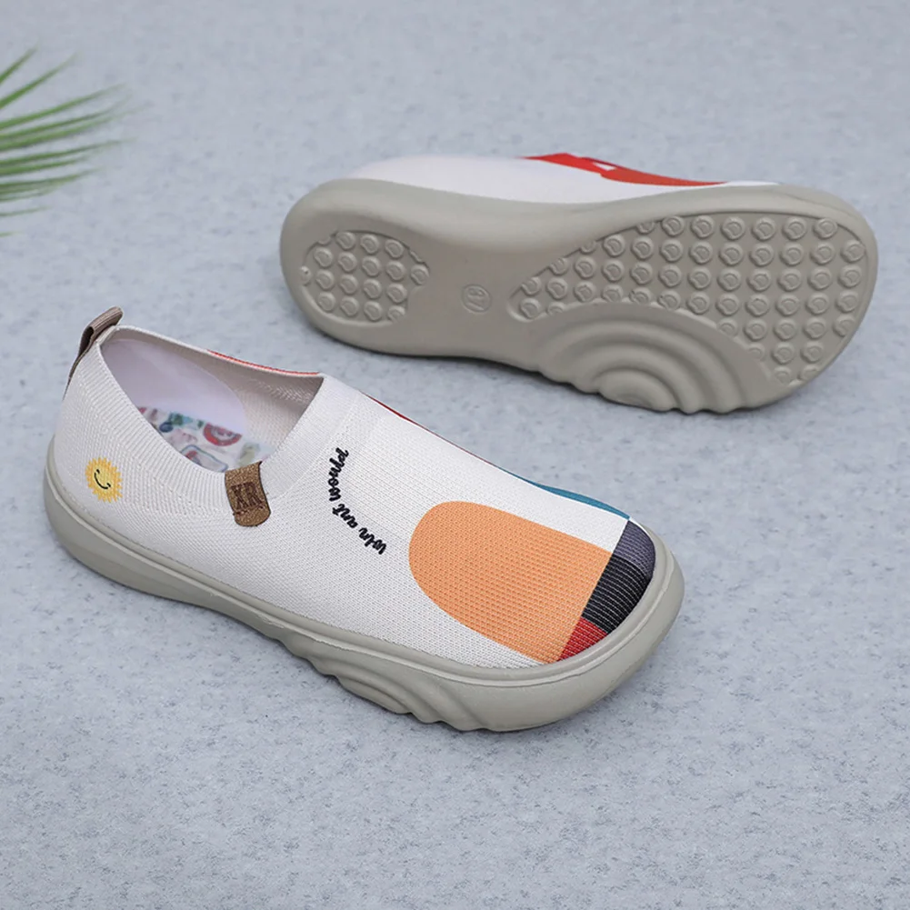 Women Painted Loafers Round Toe Floral Art Sneakers Breathable Casual Walking Shoes Soft Sole Mom's Flat Old Beijing Cloth Shoes 4