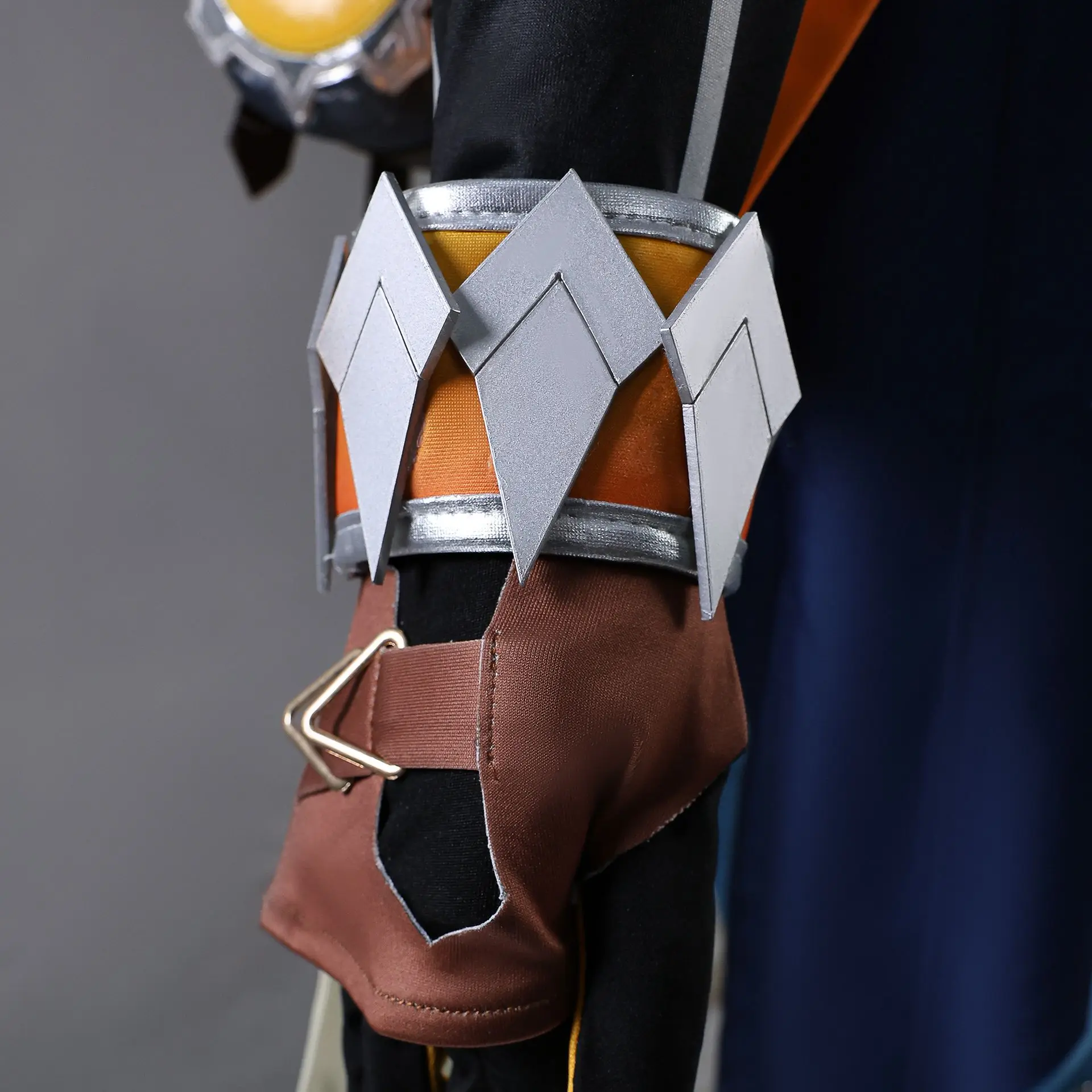 Genshin Impact: Bennett | Knights of Favonius Uniform Cosplay Costume Set 36 Genshin Impact Bennett Knights of Favonius Uniform Cosplay Costume