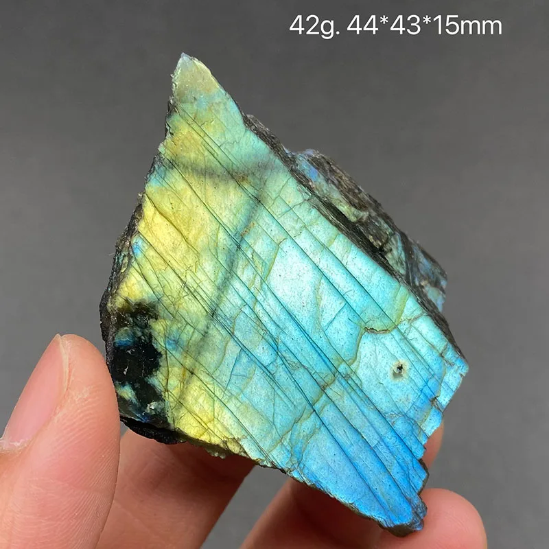 100%  Natural Labradorite Mineral Specimens Stones and Crystals Healing Crystal Collection