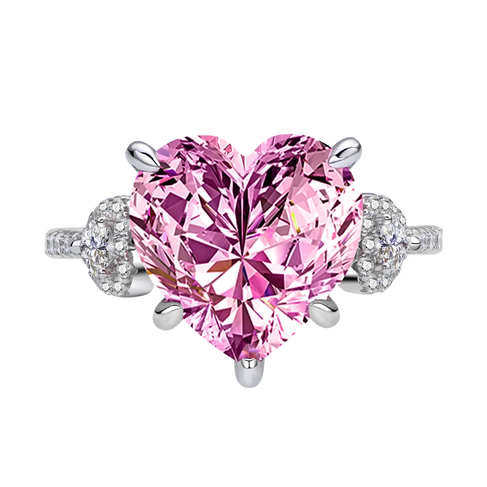 

Fashionable Light Luxury Precision Inlaid Heart Shaped 12 * 12mm Pink Diamond 925 Silver High Carbon Diamond Ring