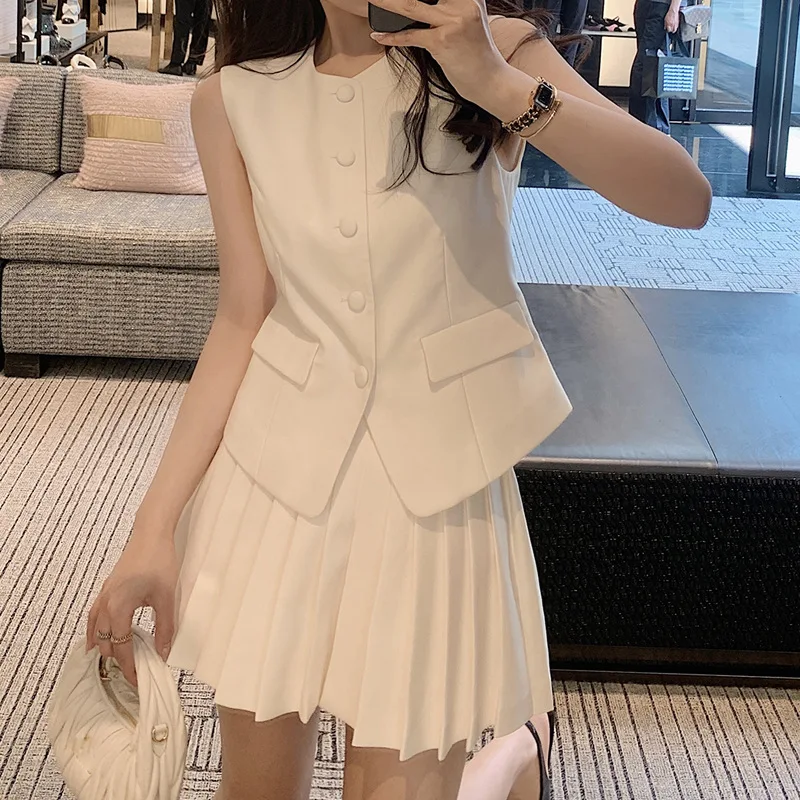 

Summer Fashion Mini Skirt Suit Women Elegant Round Neck Single-breasted Vest Solid Pleated Skirt Two Piece Set Women Outfit 2023